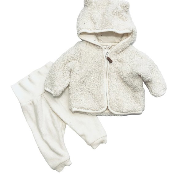 H&M Other - H&M Cream Fuzzy Bear 2-Piece Set